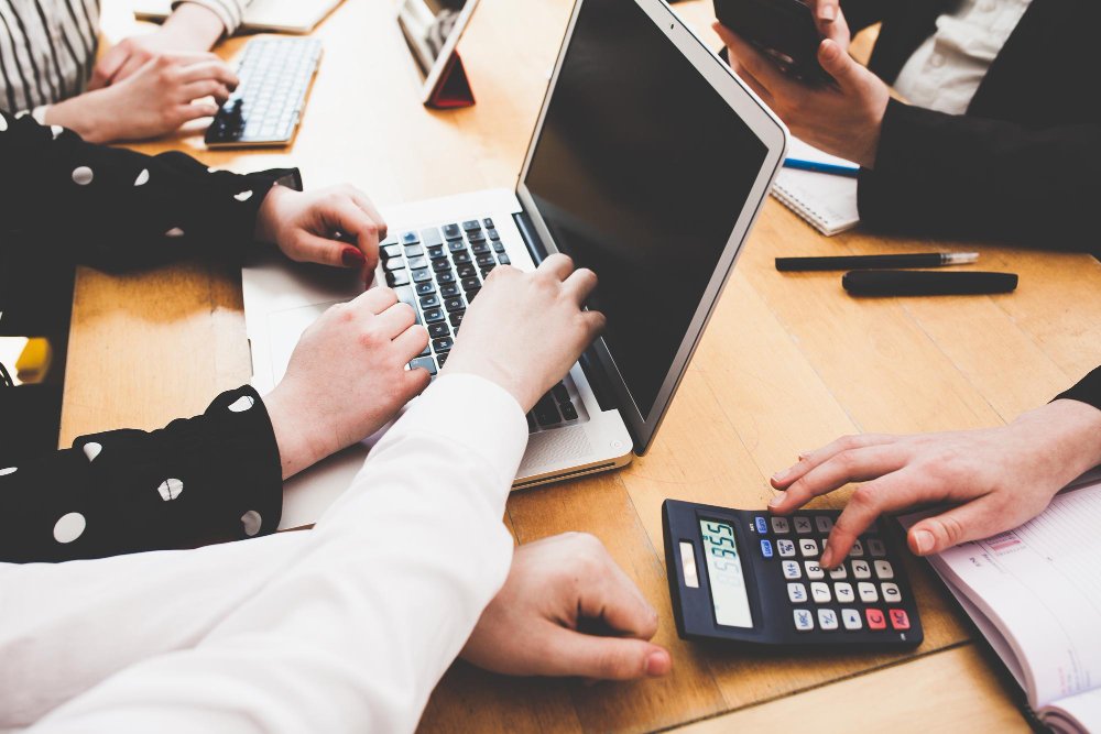 How to Choose the Right Accounting Firm for Your UK Business in 2025